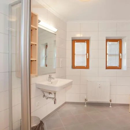 Appartement In Wald In Pinzgau With Balcony And View